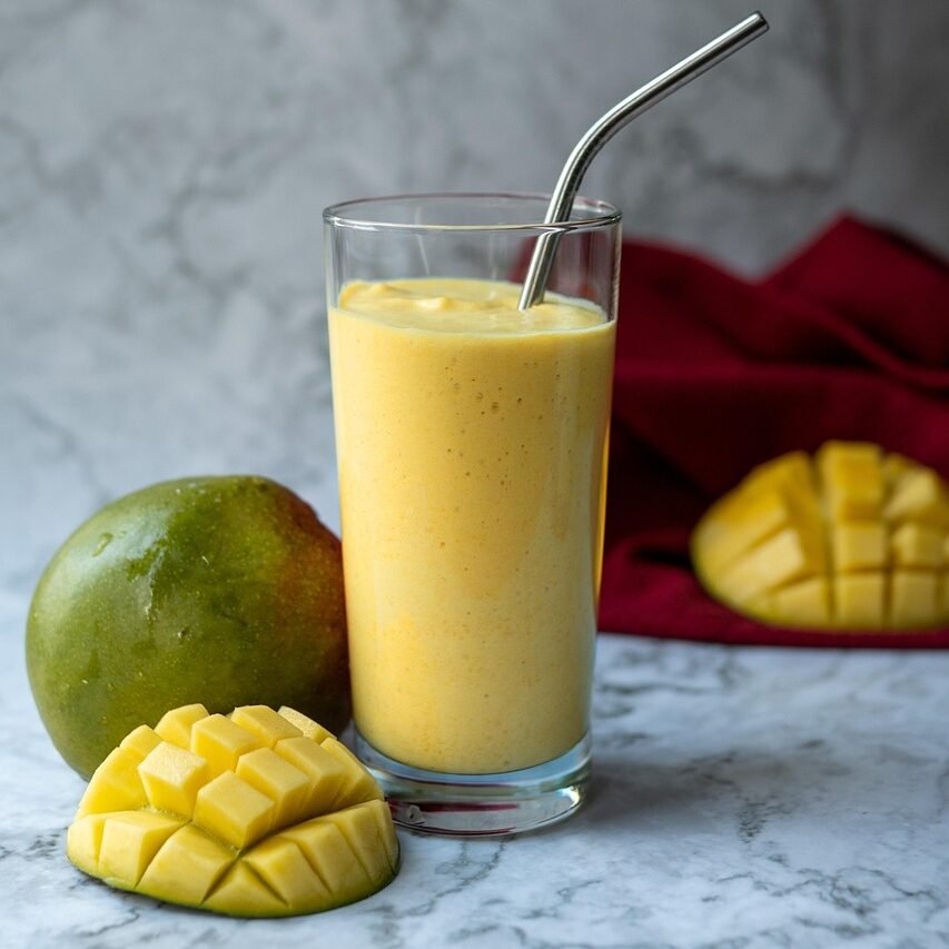mango, cocktail, shake, drink, yellow, healthy, glass, straw, nature, metal straw, mango shake, cold drink, refreshment, beverage, summer